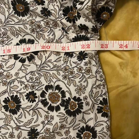 Zara button down ruffled cotton shirt. - Picture 13 of 15